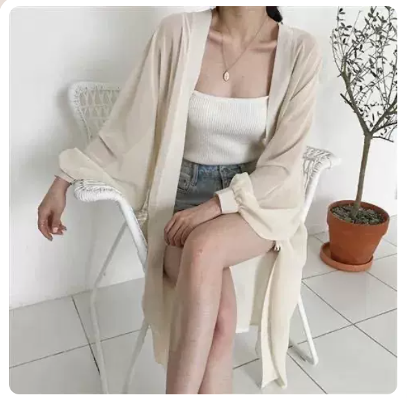 Thin long-sleeved loose sunscreen shirt (apricot size: S-3XL) (please contact customer service to confirm the shipping size after placing an order)