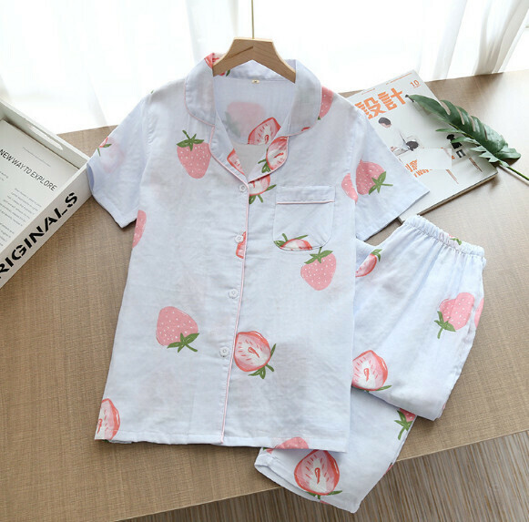 Gauze cotton short sleeve long pants pajama set (SXL blue big strawberry) [M-XL size] [contact customer service to confirm the shipping size after placing an order]