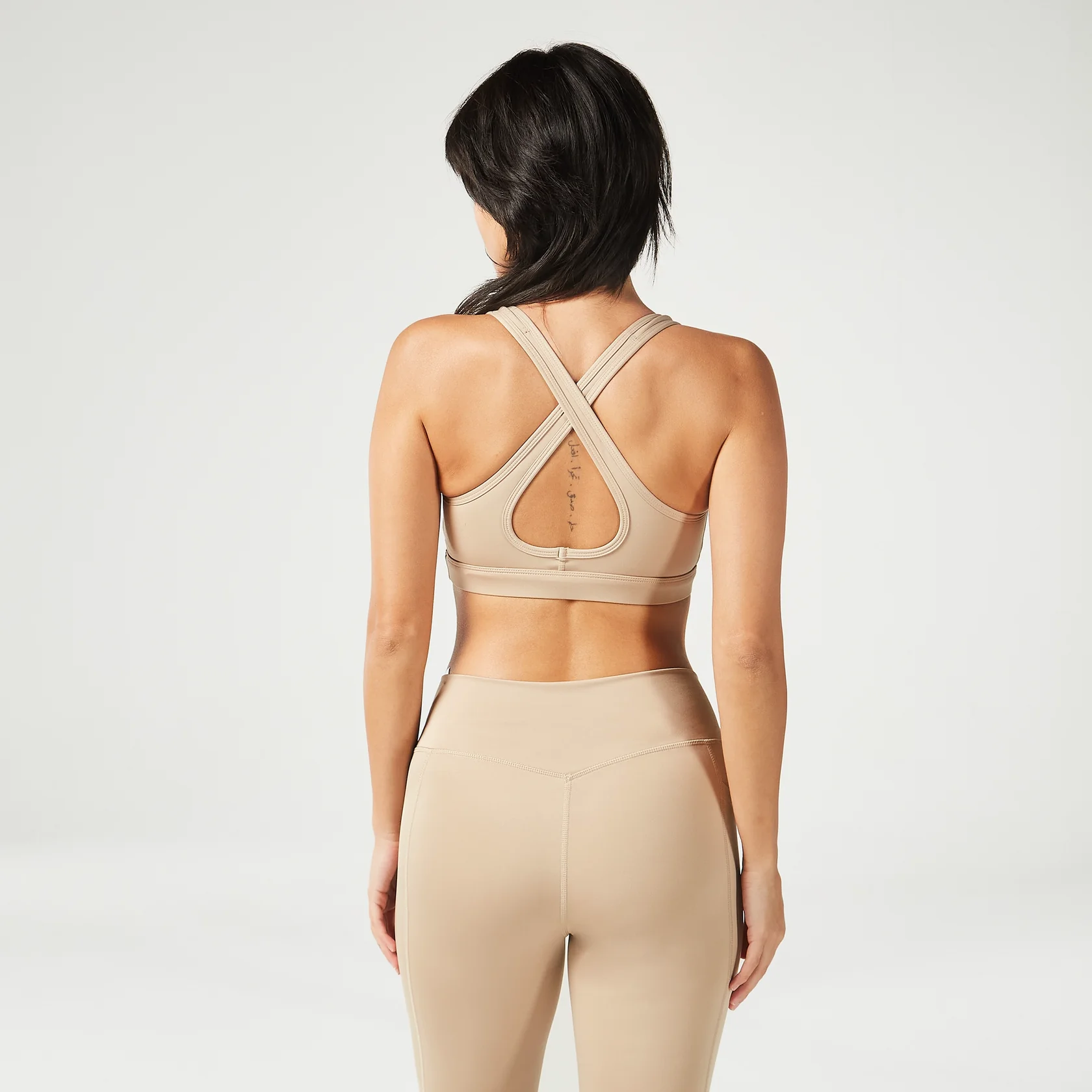 Essential 極簡經典運動內衣（沙漠米）