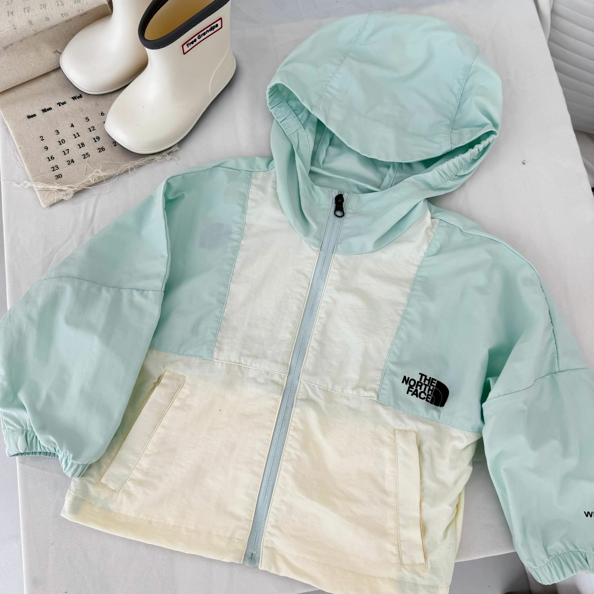 廠單 TNF山系baby防曬外套