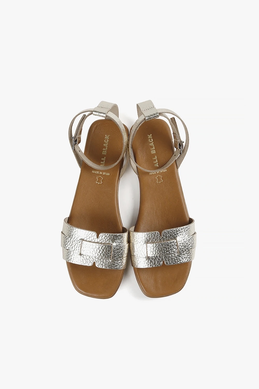 Pequeña 西班牙製裸跟皮中底涼鞋