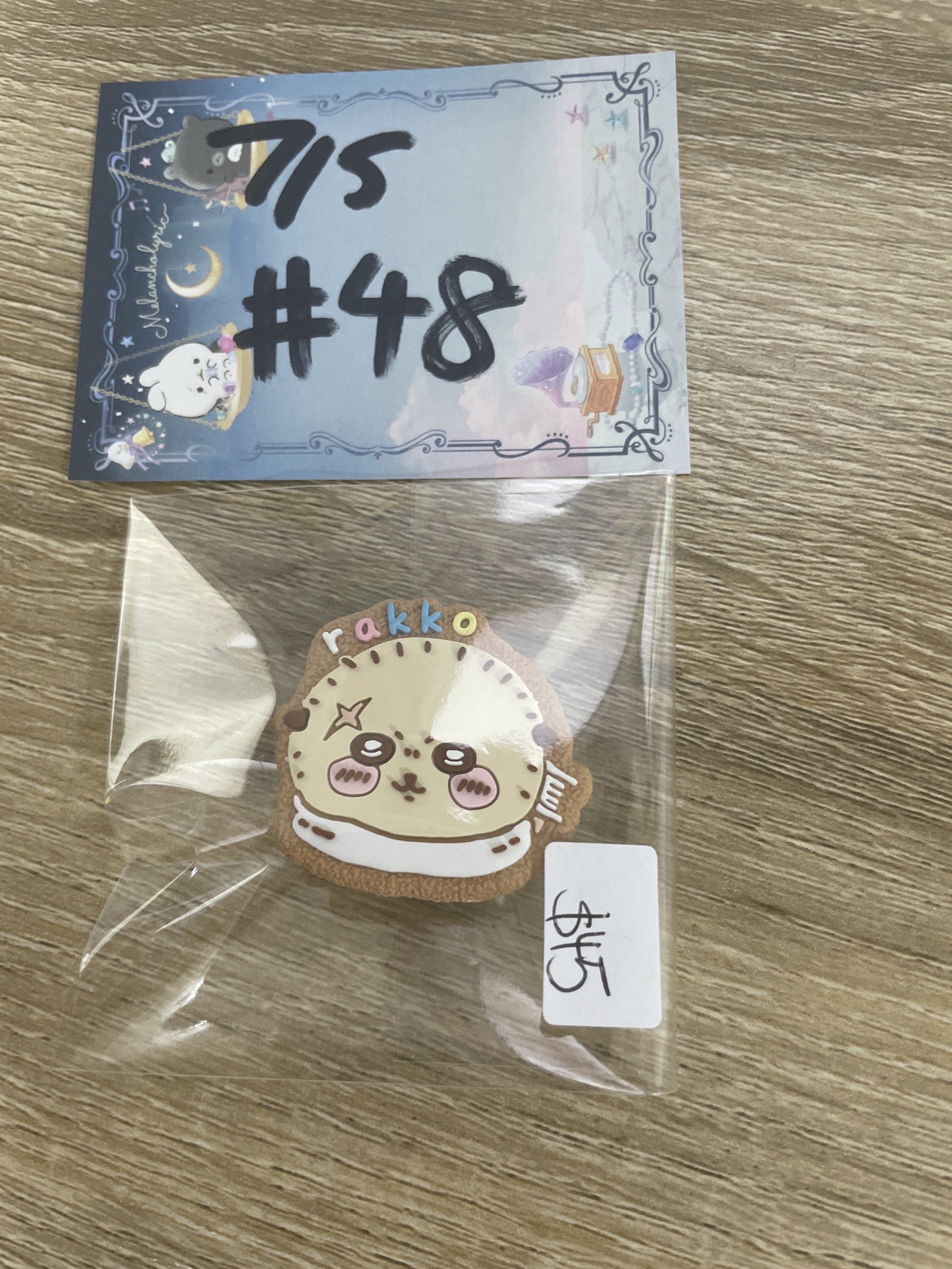 CHIIKAWA  海獺 襟章#48