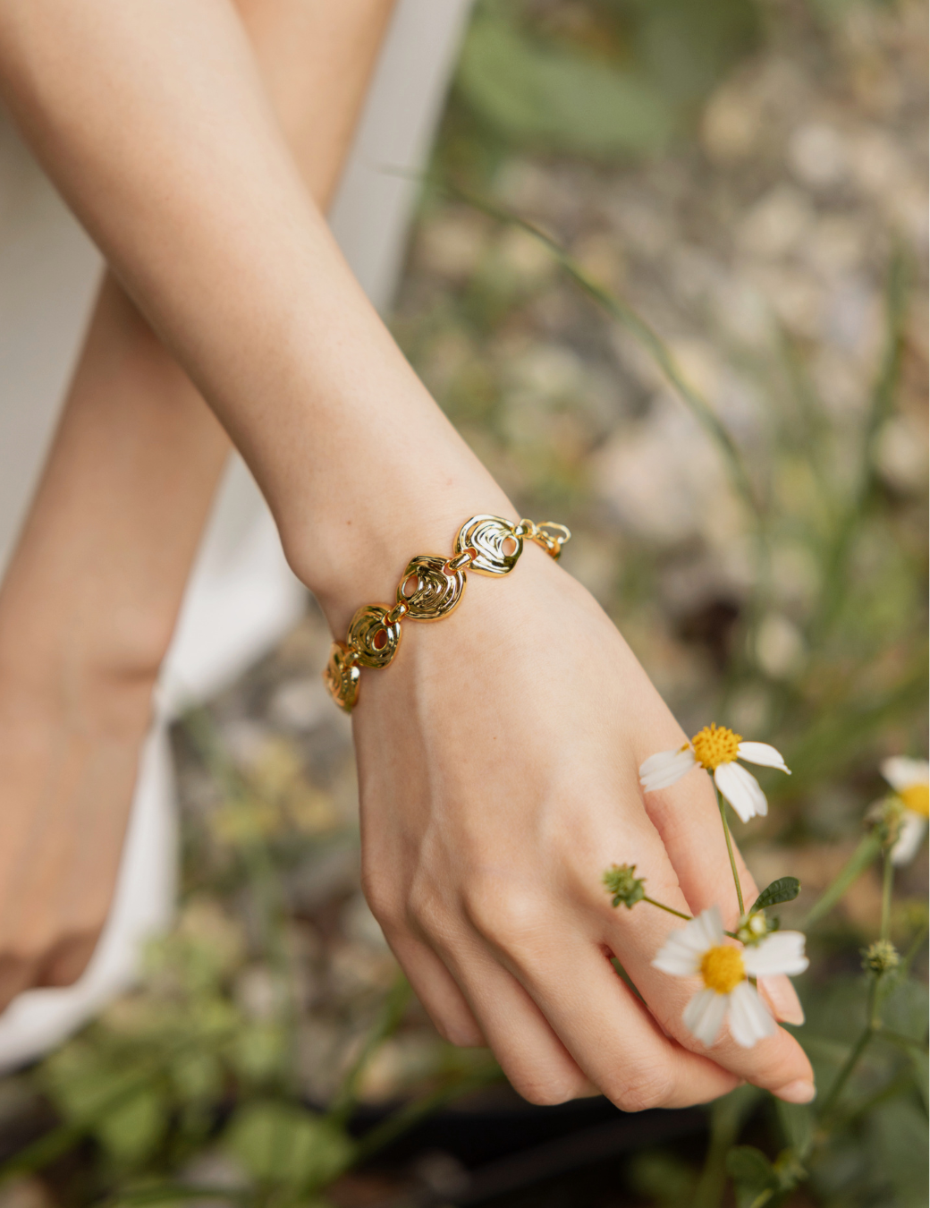 貝殼紋造型手鍊（金色）