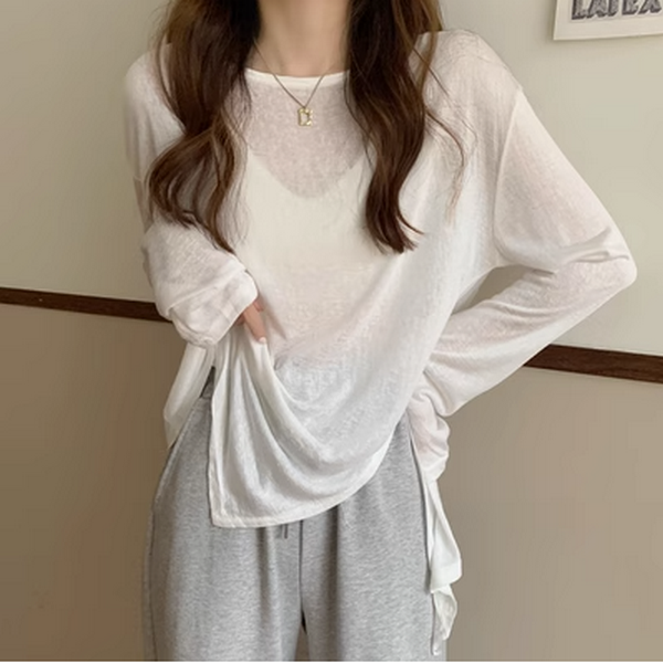 Medium length loose slit solid color T-shirt (white) ( Size: one size)