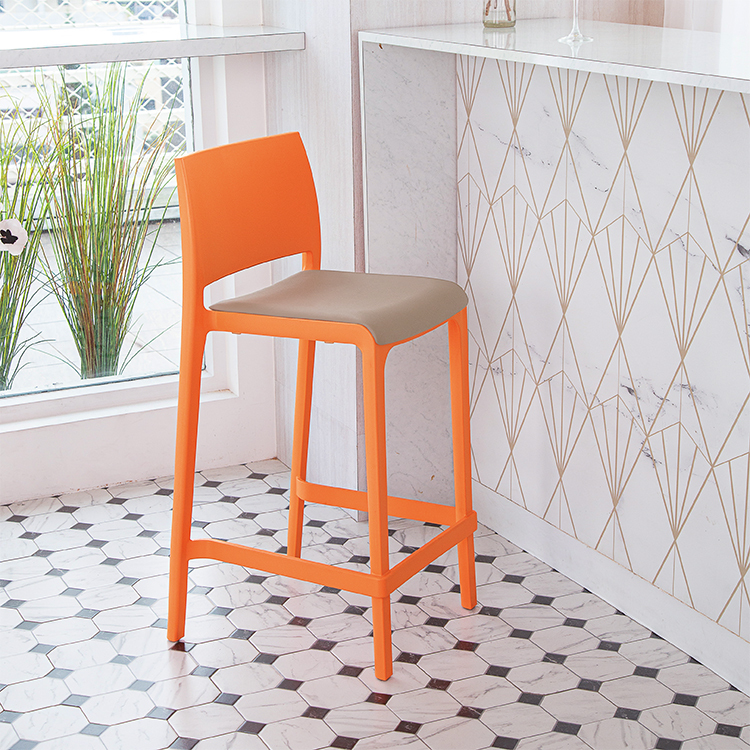 Sensilla 簡單中島椅 plus⁺