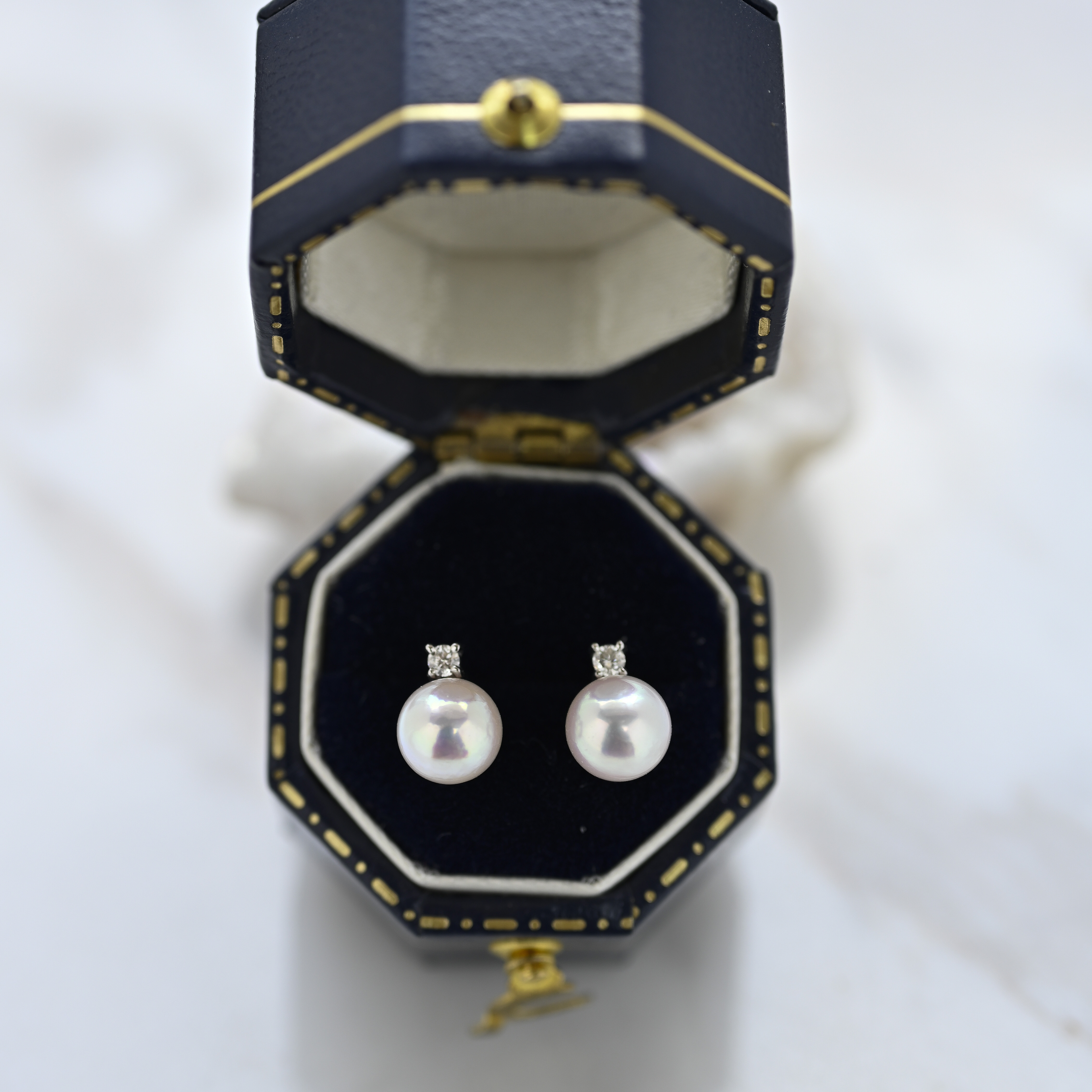 18K Single Dia Akoya Pearl Earrings