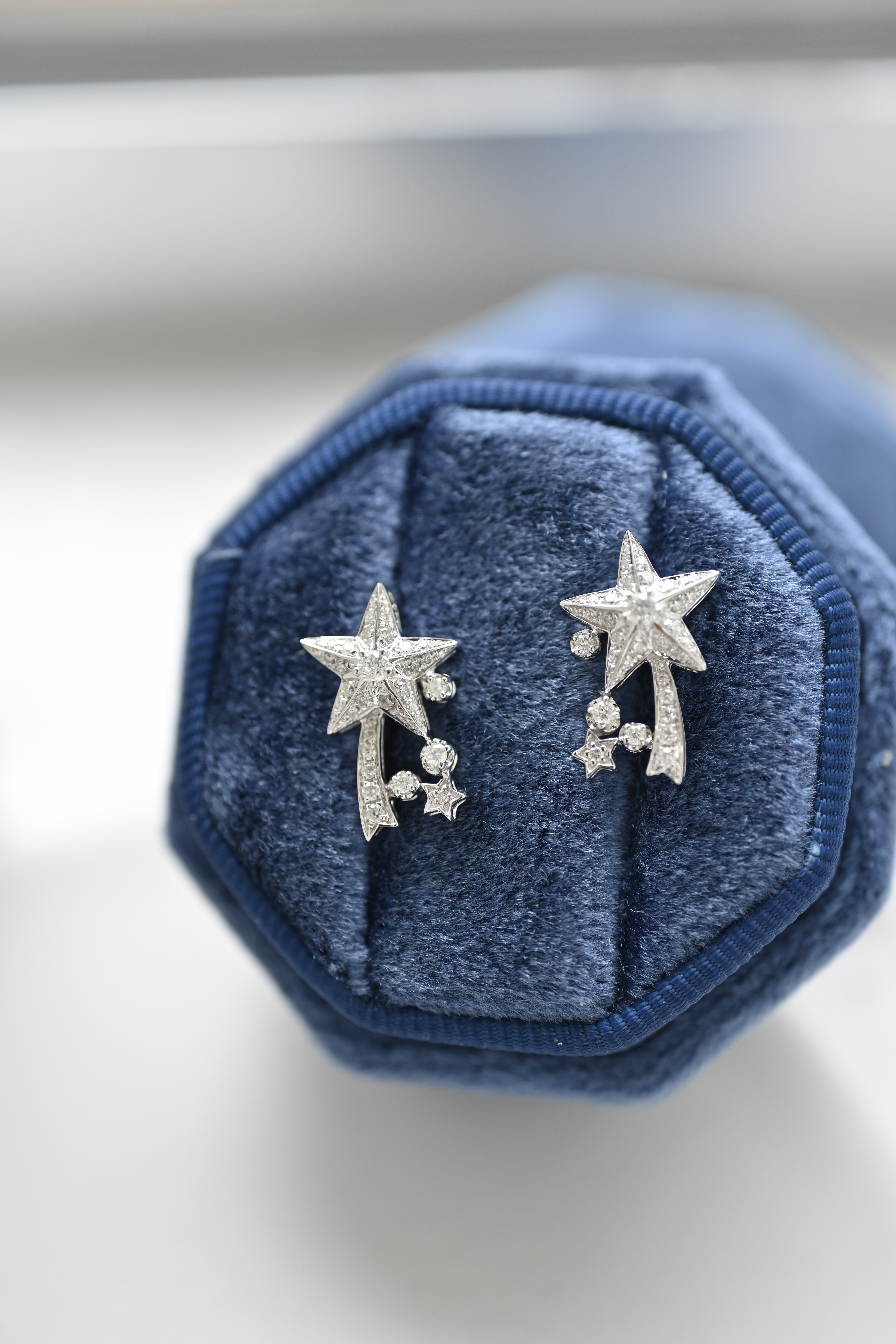 18K Starlight Diamond Earring