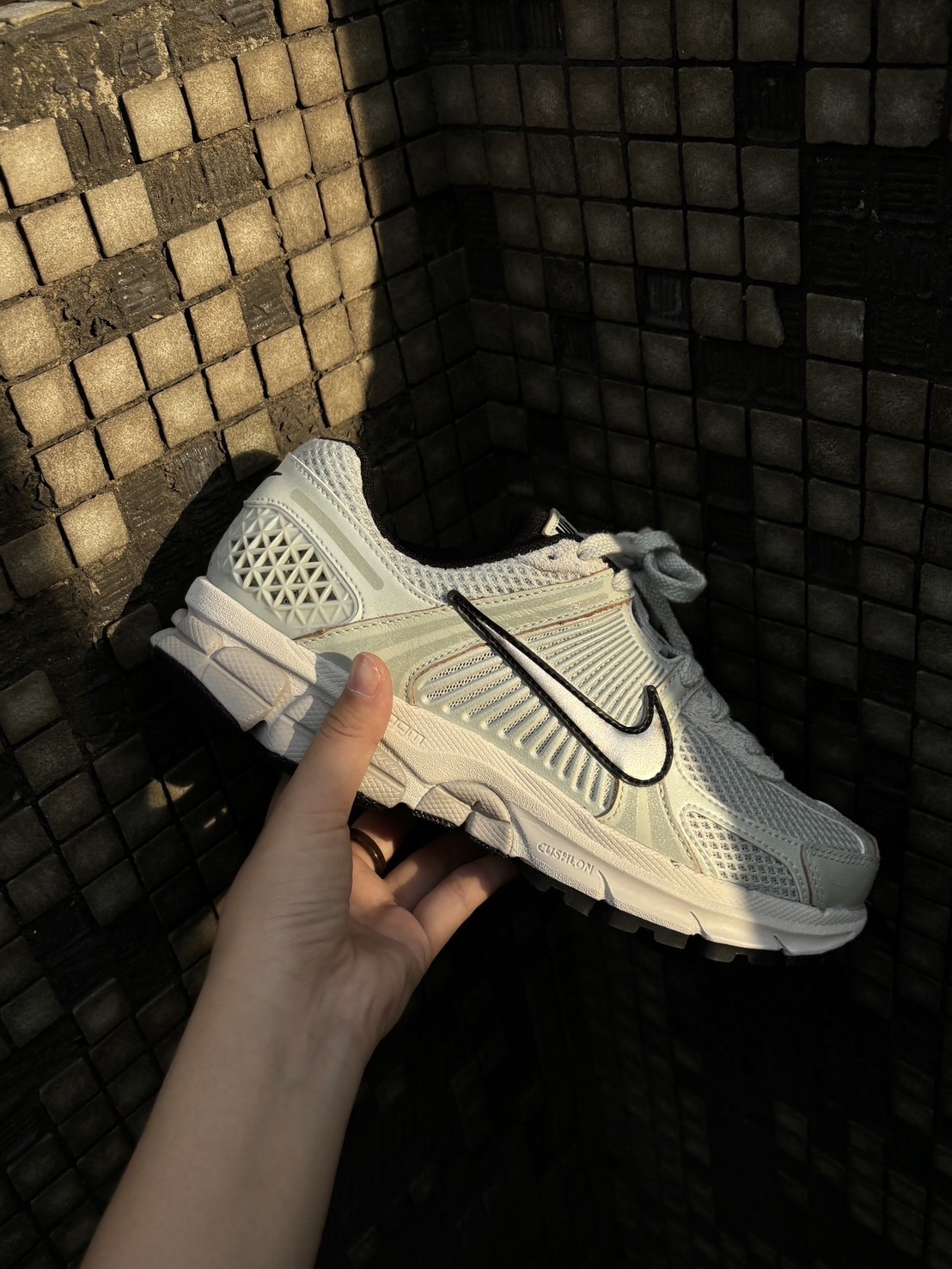 Nike Zoom Vomero 5 銀勾 薄荷綠 蘋果綠 運動鞋 休閒鞋 復古鞋 FN6742-001