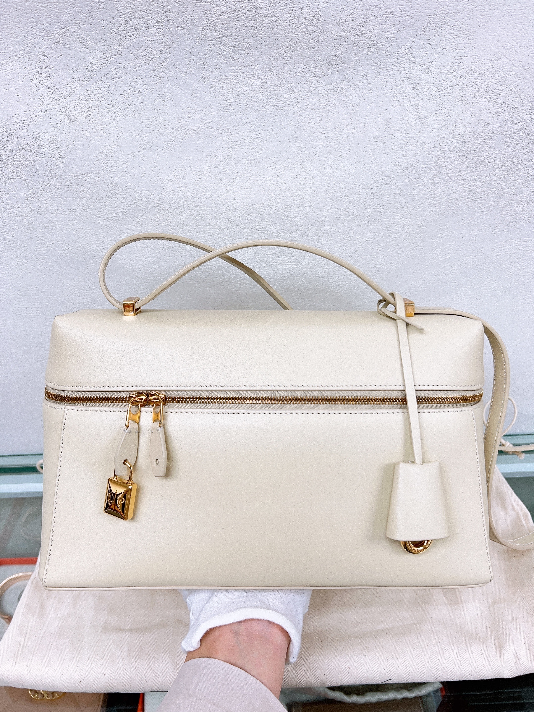 Loro Piana Extra Bag L27