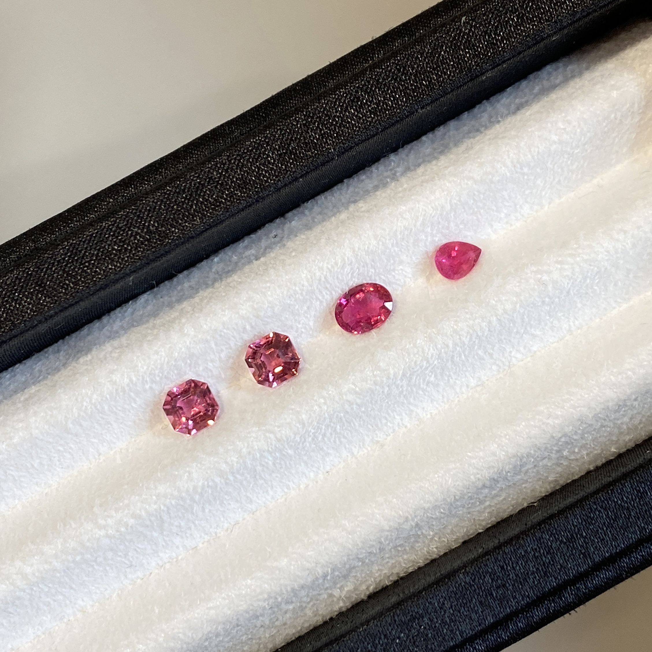 碧璽 Tourmaline/0.28-0.70克拉