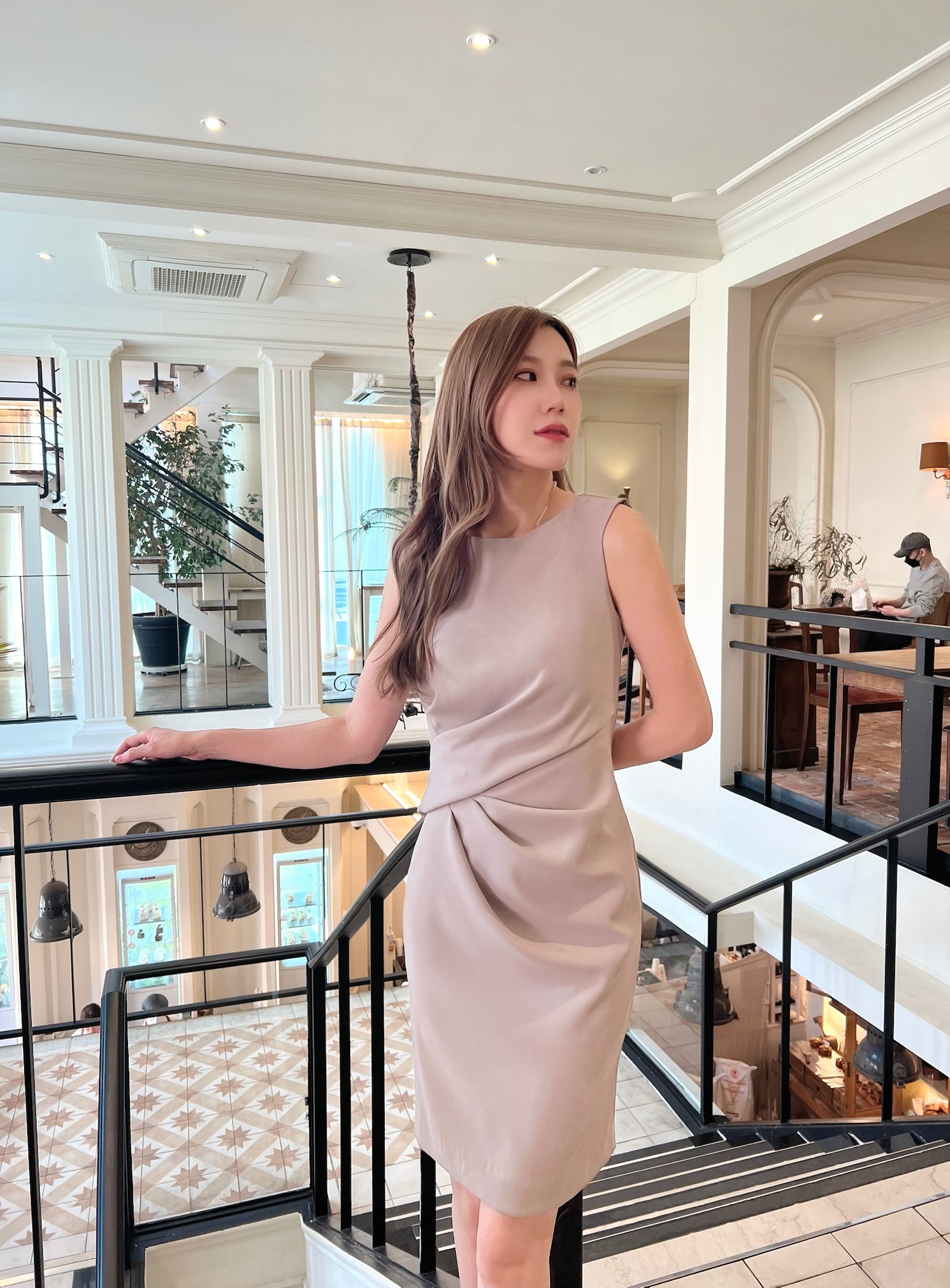 (JS select自訂)修身側抓皺洋裝-輕奢灰