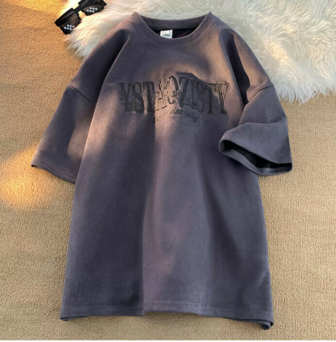Embroidered loose five-and-a-half sleeve T-shirt (dark gray M-2XL contact customer service to confirm the shipping size after placing an order)