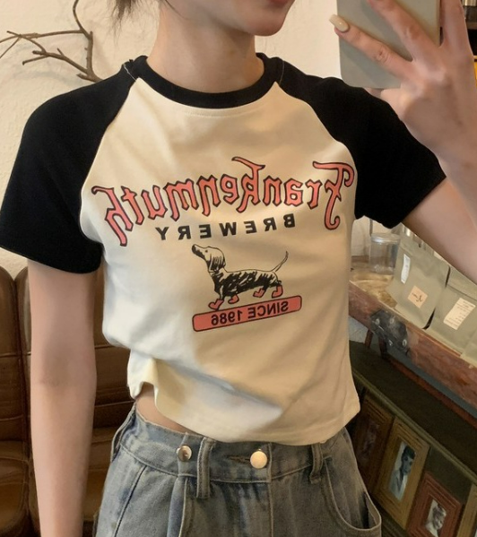 Contrast raglan sleeves short sleeves (apricot) [Size: M-XL] [Contact customer service to confirm size after placing an order]