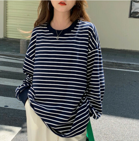 Striped Long Sleeve T-Shirt (Black Striped One-size-fits-all)