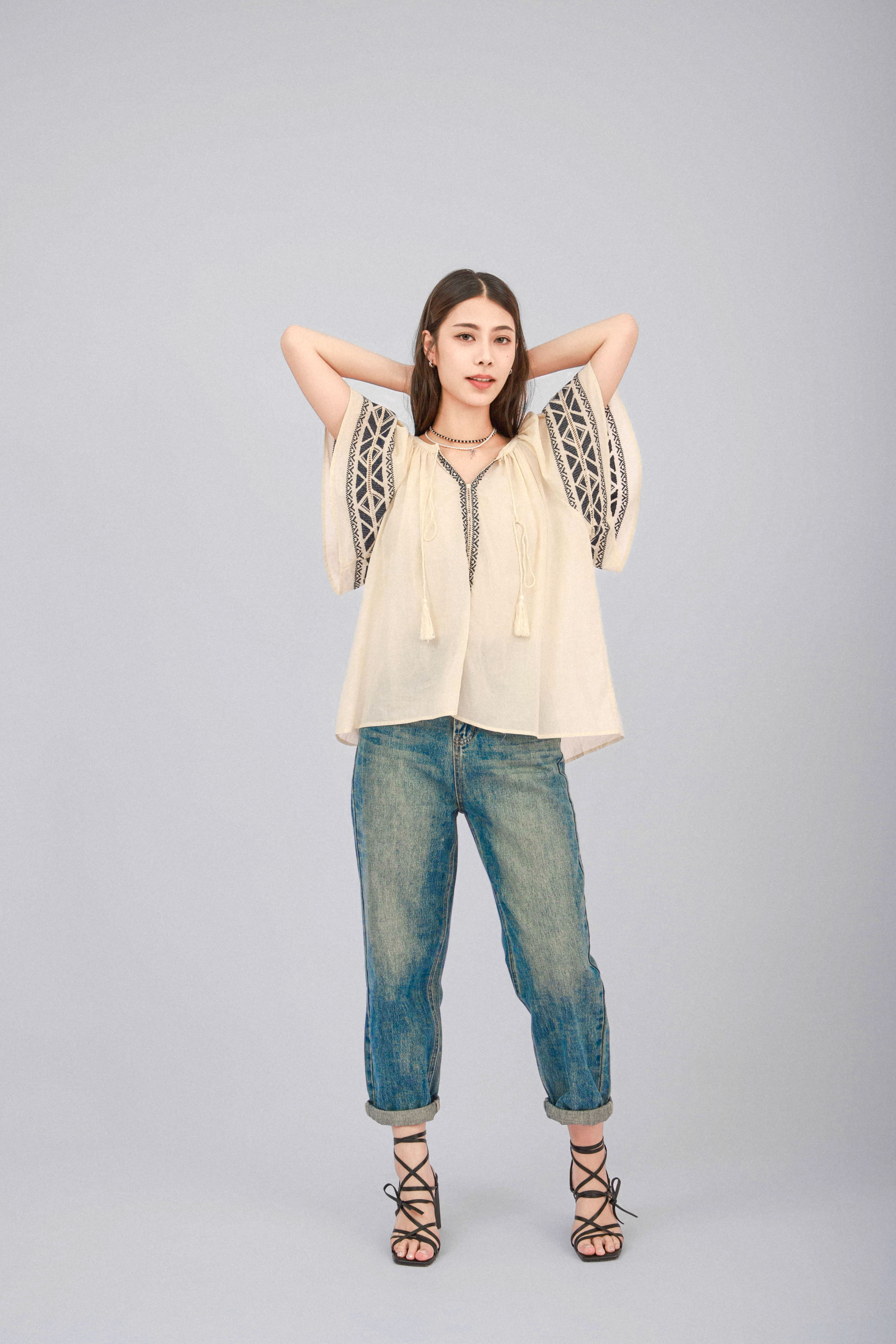 造型 906（上衣＋牛仔褲）