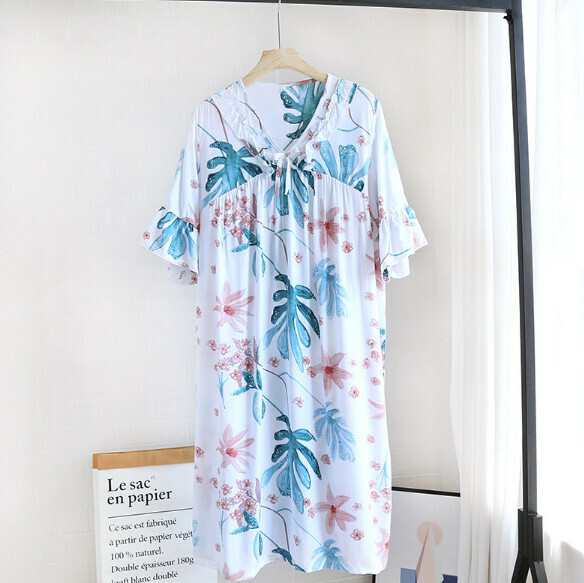Summer cotton short-sleeved nightdress (ZHY white plantain leaves) [M-L size] [Contact customer service to confirm the shipping size after placing an order]