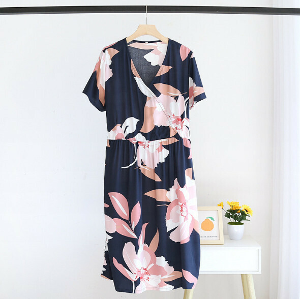 Summer V-neck cotton floral short-sleeved nightdress (HMM Momiji) [M-L size] [Contact customer service to confirm the shipping size after placing an order]