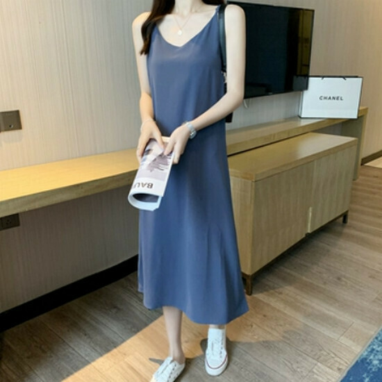 熱賣緞面長款吊帶連衣裙【藍色】【S-2XL碼】(下單後請聯絡客服確認發貨尺碼)