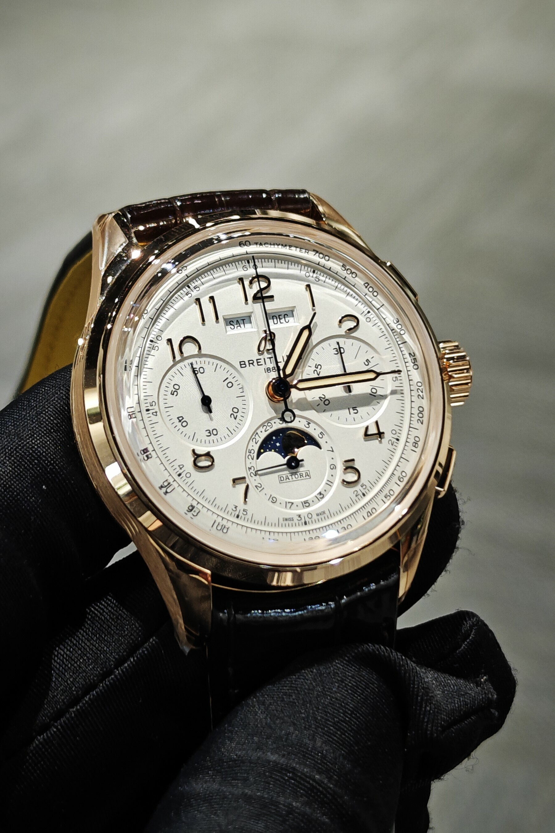 BRAND NEW BREITLING RB2510371G1P1 PREMIER B25 DATORA WHITE DIAL ROSE GOLD 42 MM