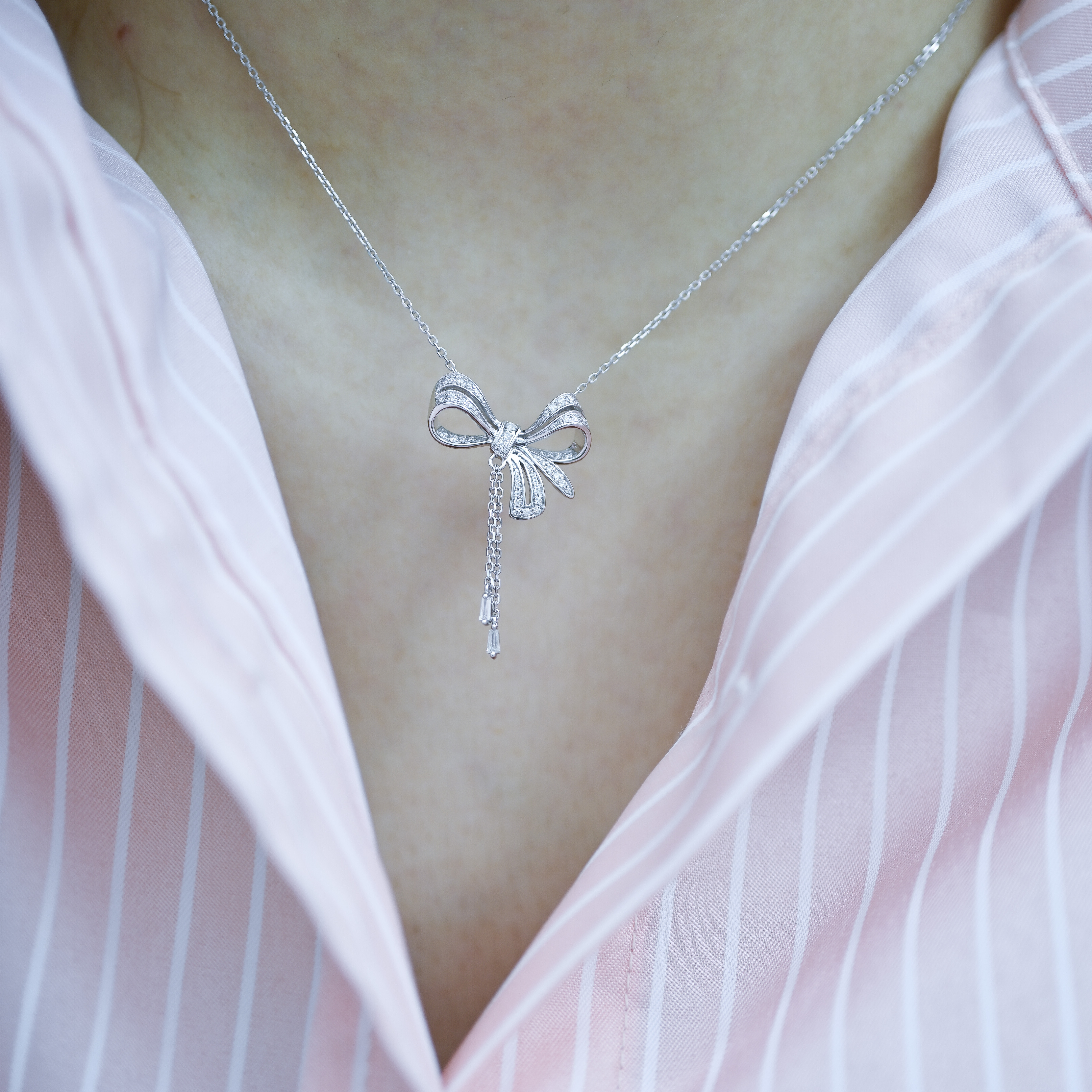 18K Corbata Diamond Necklace