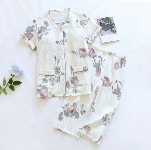 Spring and Summer Gauze Short Sleeve Cropped Pants with Chest Pajama Set (LH White Purple Mist Rose) [M-XL Size] [Contact Customer Service to Confirm Shipping Size After Placing an Order]