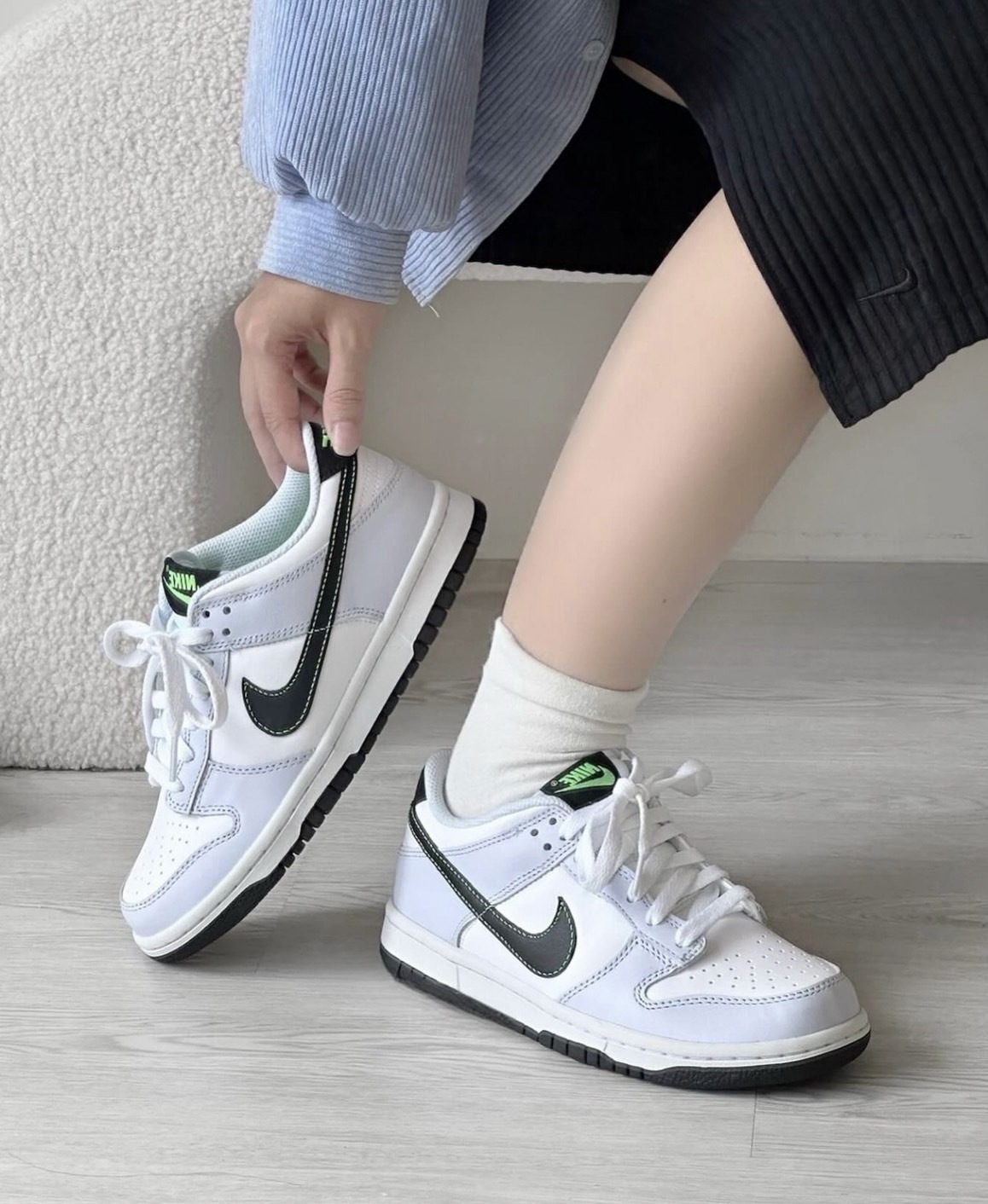 Nike Dunk Low GS "White Grey / Neon Green" 雲霧灰綠