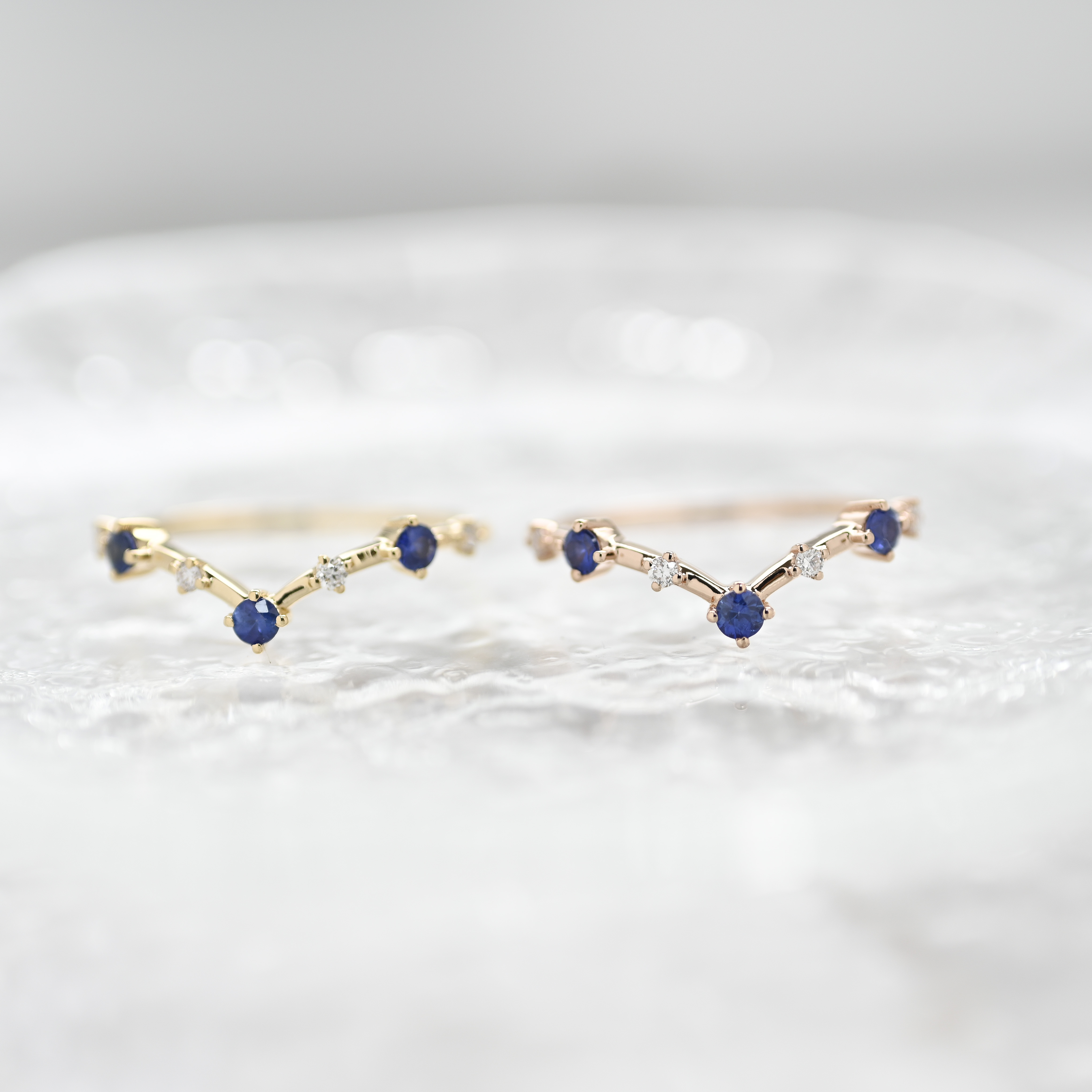 18K Fundo V Blue Sapphire & Diamond Ring