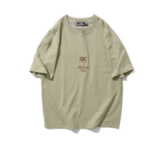 新款字母刺繡短袖T卹（灰綠色）【M-3XL碼】【下單後聯絡客服確認發貨尺碼】