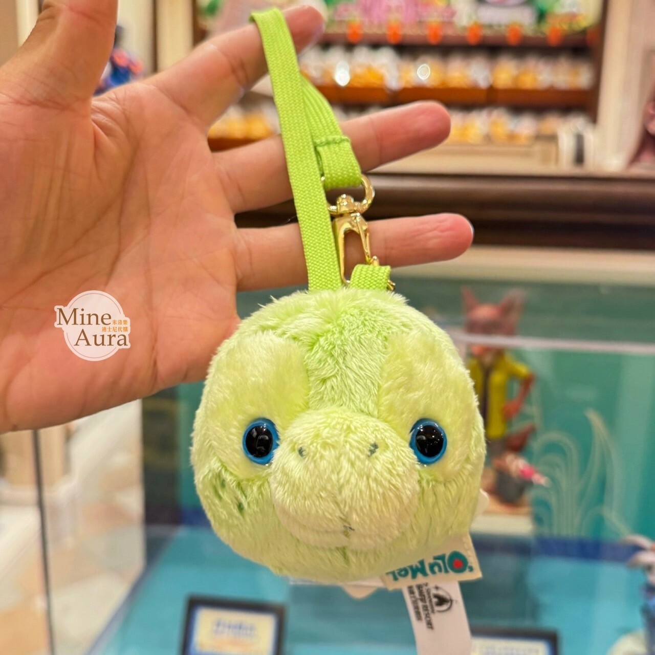 (限時特價) 奧樂米拉 海龜 OluMel 絨毛 大頭 造型 鏡子 掛飾 吊飾 -上海迪士尼樂園