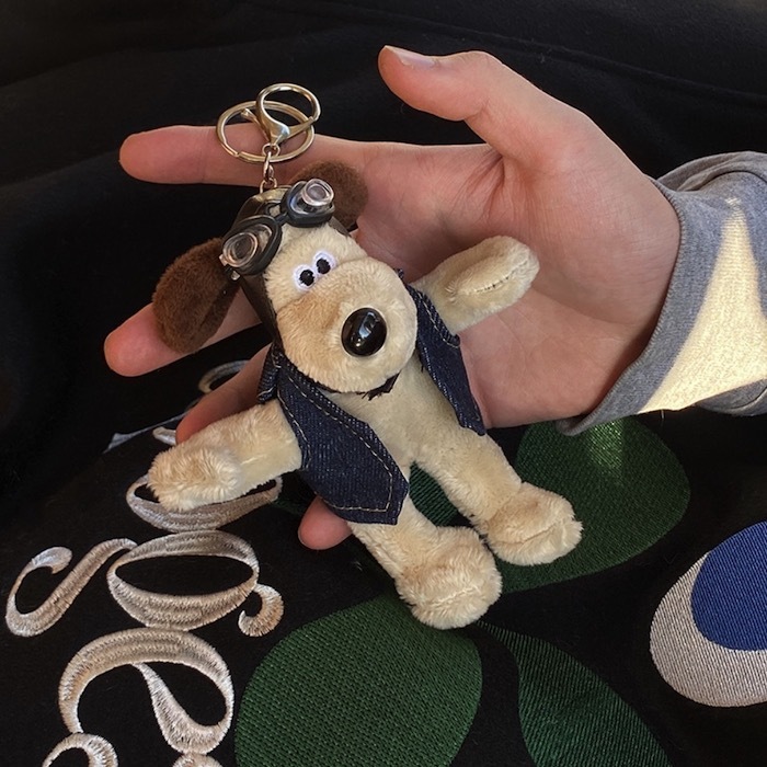 《50947》穿牛仔背心的飛行阿高