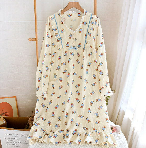 Crepe Round Neck Long Sleeved Nightdress (LJH Strap Bear) [M-XL Size] [Contact Customer Service to Confirm Shipping Size After Placing an Order]