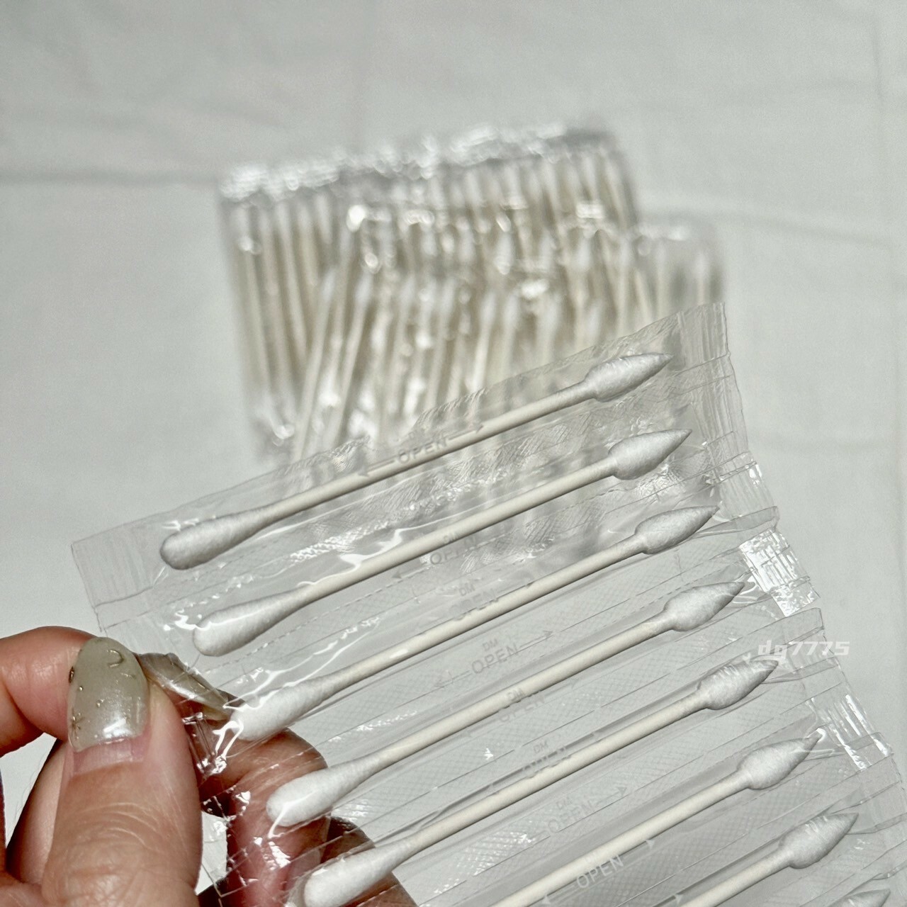 < 生活用品 > 硬軸 雙頭棉花棒 不易斷 200支