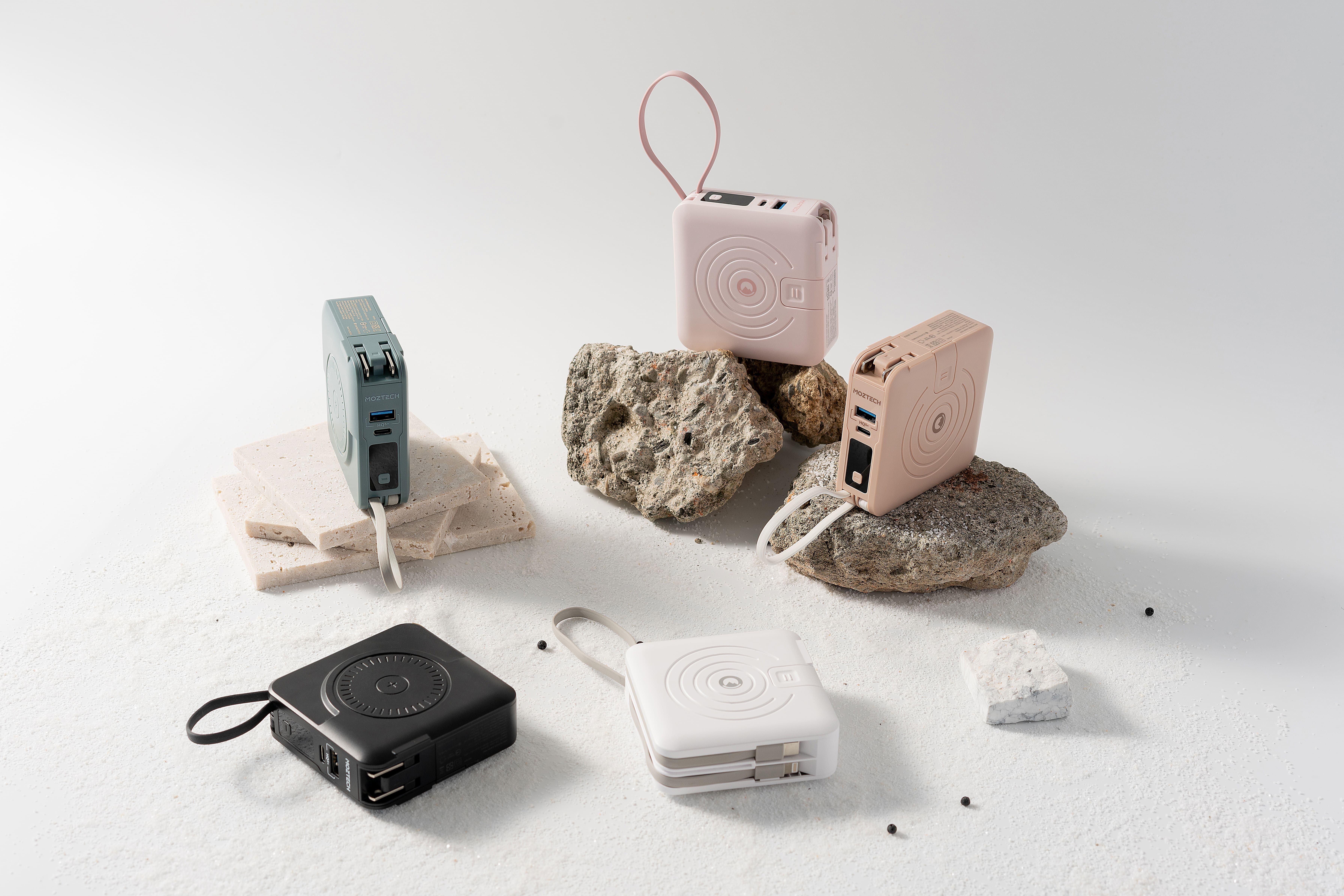 MOZTECH | 萬能充行動電源 Pro【MOZTECH 品牌旗艦館】