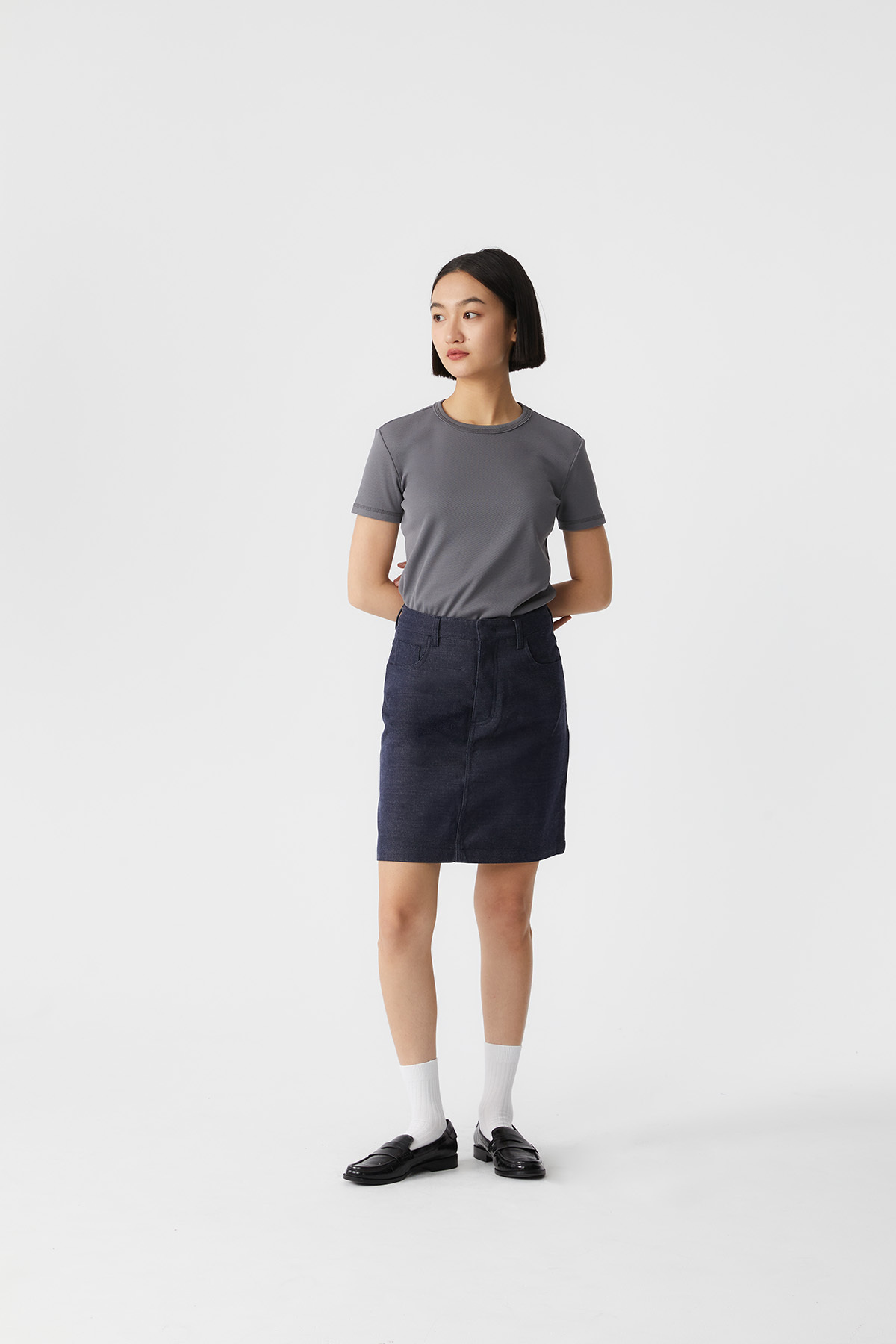 WEEKEND 短袖T-SHIRT 女（冷灰）