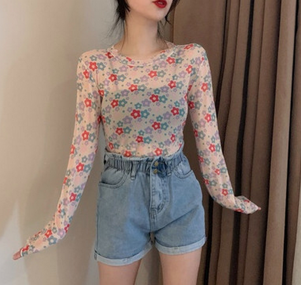 激抵小花長袖防曬t恤(杏底小花 ）（ 尺碼:均碼)