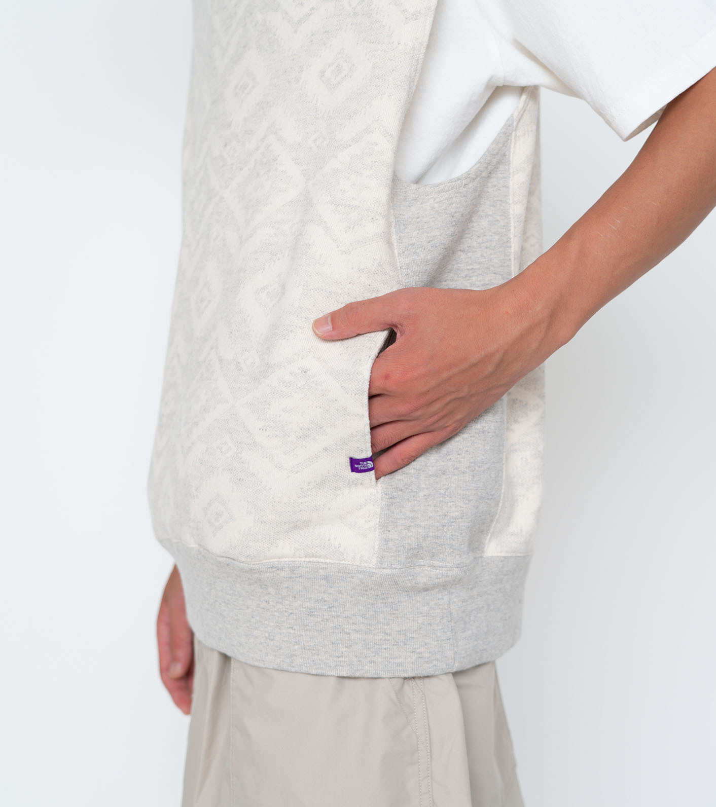 【代購】THE NORTH FACE  北臉紫標 花紋 口袋 背心 NT6404N