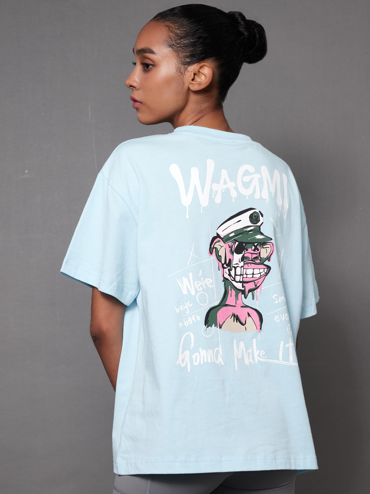 We Are All Gonna Make it 設計師塗鴉寬版T - 海島藍 女款