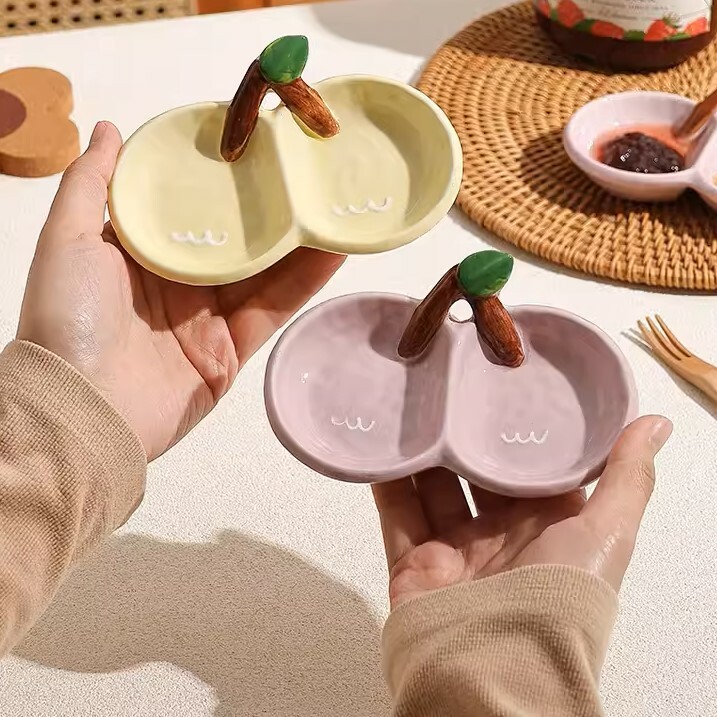 《4165》可愛櫻桃造型分格陶瓷醬料小碟