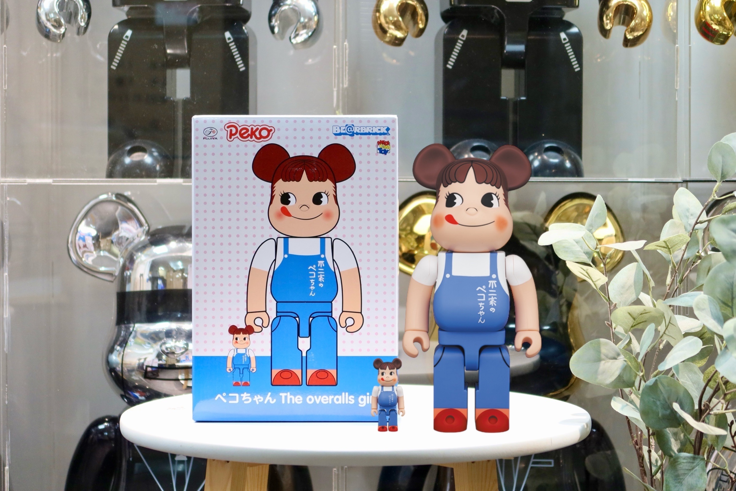 現貨 Bearbrick 400% 100% Pek The Overalls girl