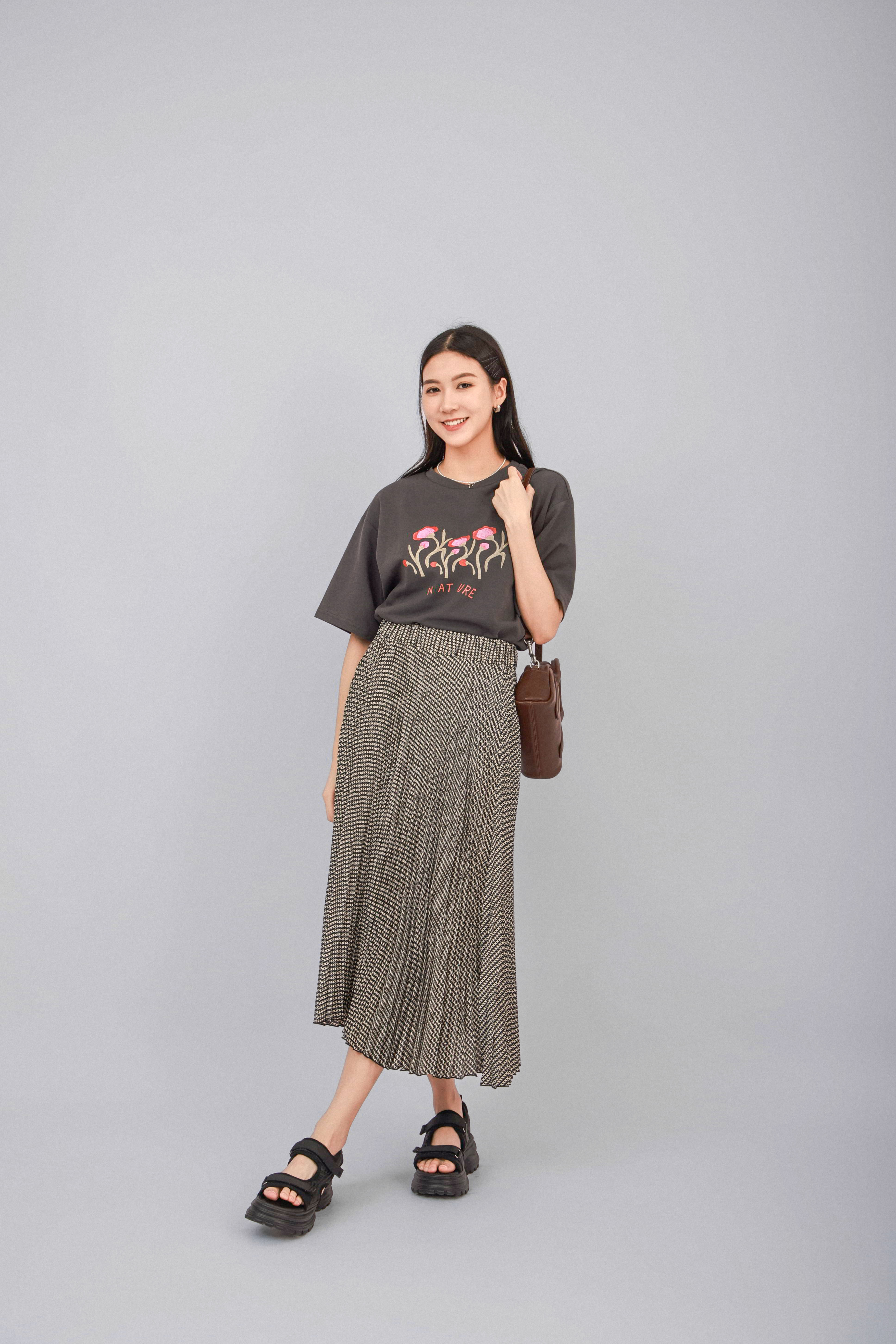 造型 913（上衣＋半截裙）