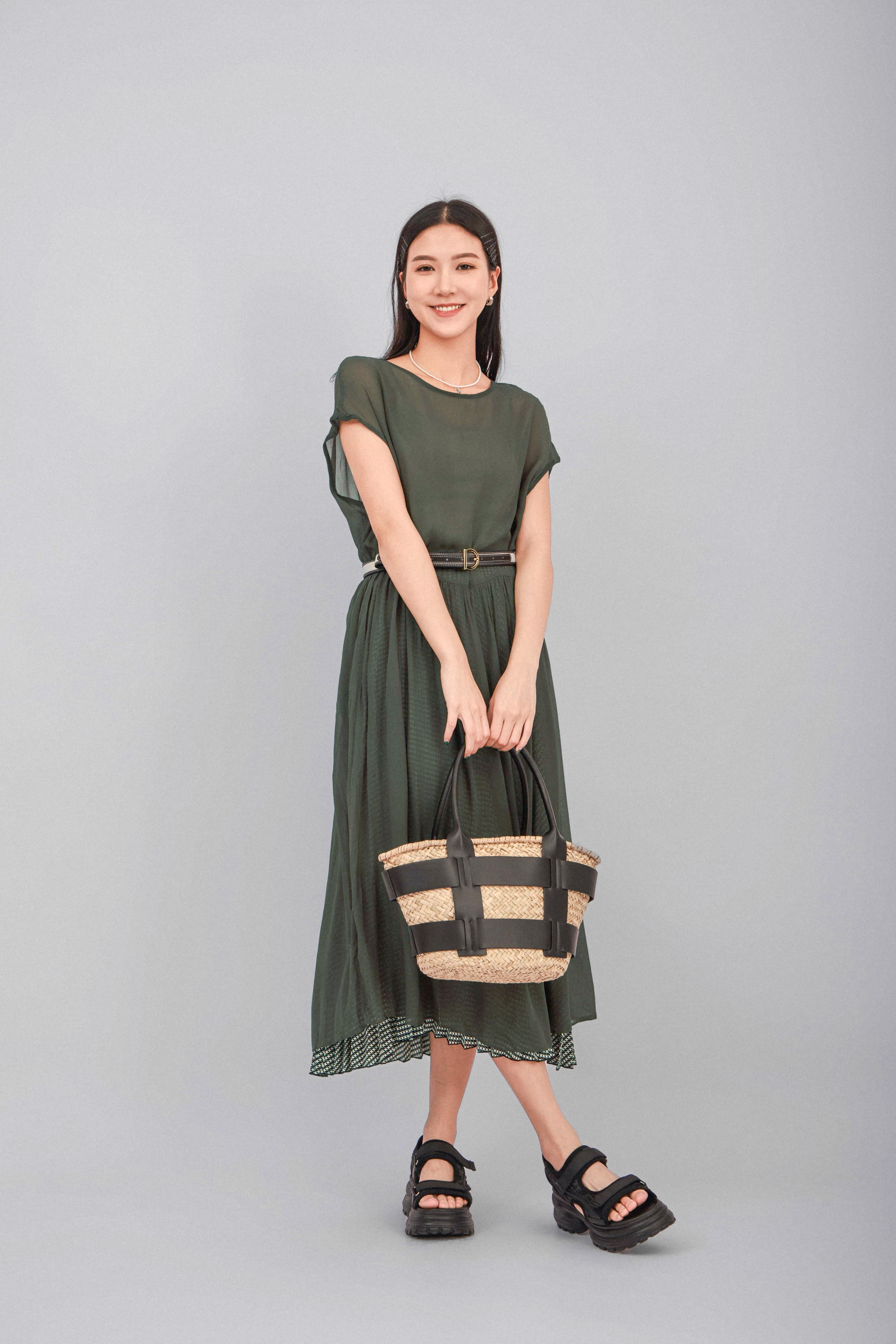 造型 914（連身裙＋半截裙）