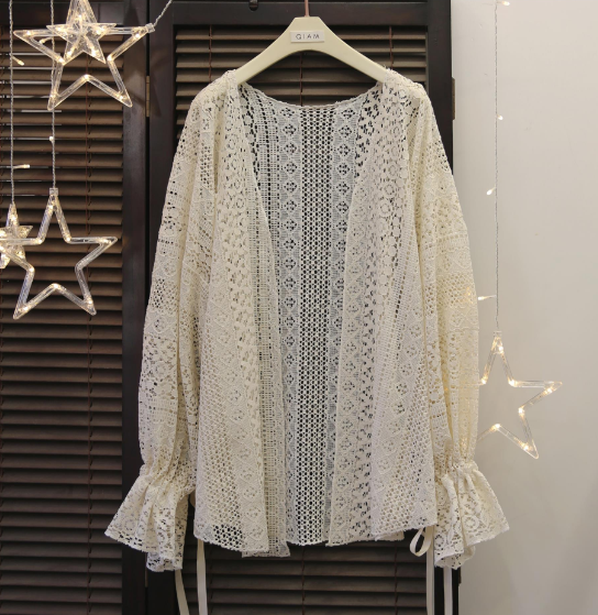 Lace Balloon Sleeve Long Sleeve Chiffon Shirt (Apricot Color) (One Size) 
