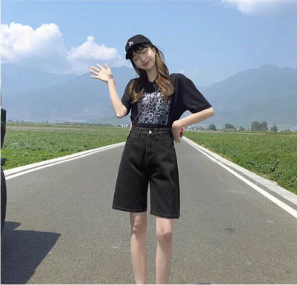 熱推闊腿五分牛仔短褲（黑色）（碼數：XS/S/M/L/XL/2XL)(下單後聯絡客服確認尺碼）