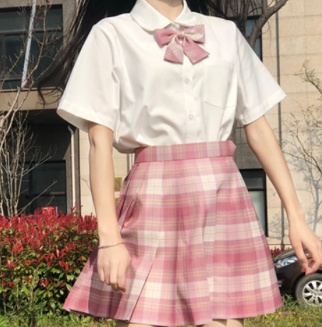 Solid Color Crew Neck Short Sleeve Blouse (White) (Size: XS-XXL) (Contact Customer Service to confirm the shipping size after placing the order)