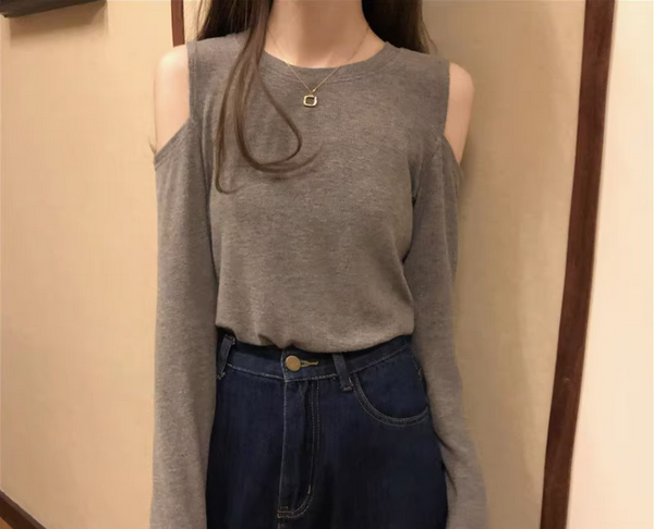 Sweet Babes Off-the-Shoulder Top T-Shirt (Gray) (Size: One Size)