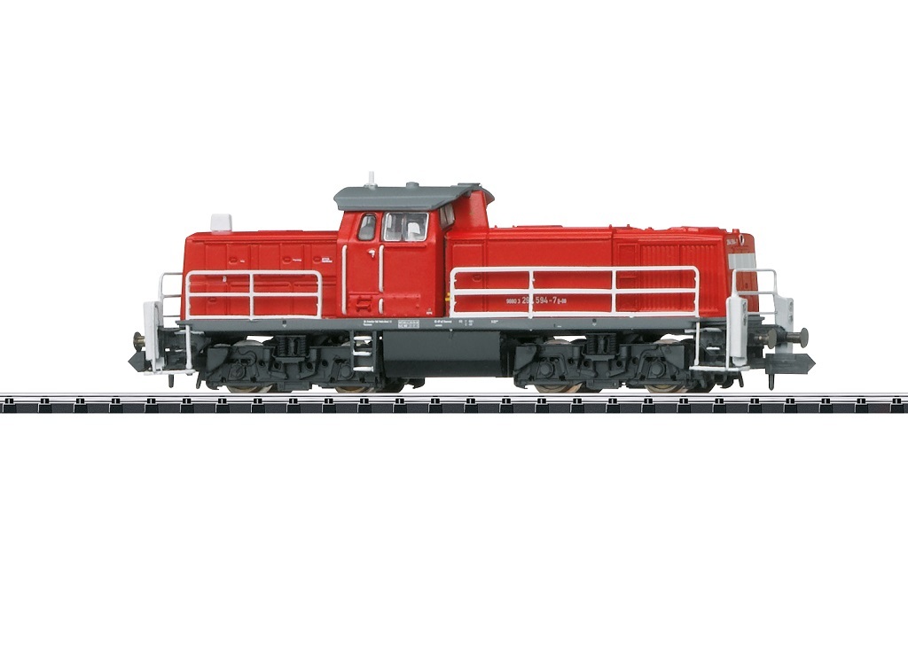 Minitrix 16298 N scale Class 294 Diesel Locomotive (Remotored)