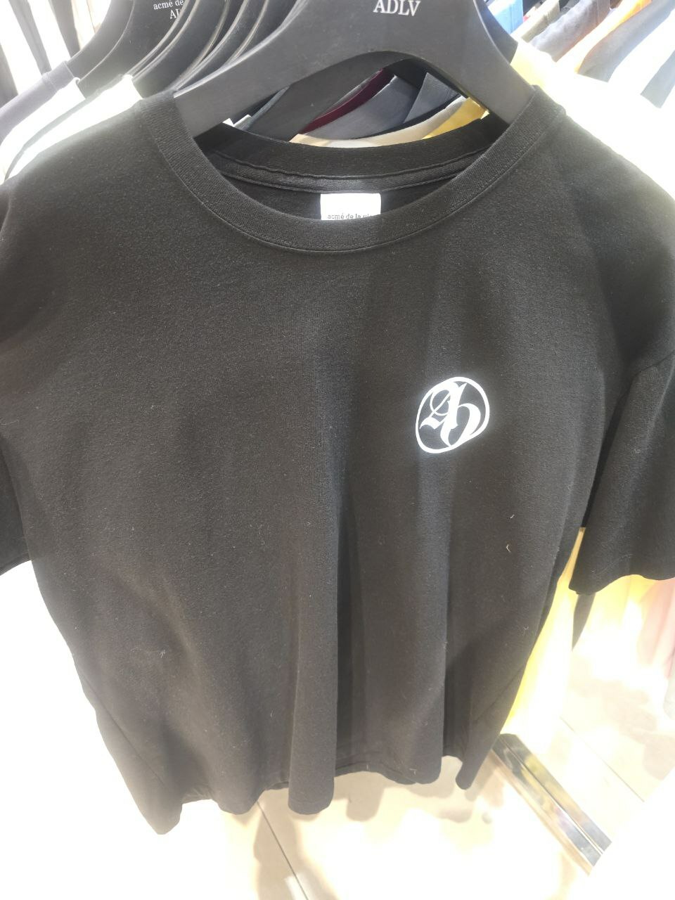 アクメドラビ★BASIC LOGO BIO WASHING SHORT SLEEVE T-SHIRT BASIC LOGO BIO WASHING SHORT SLEEVE T-SHIRT BLACK - ACMÉ DE