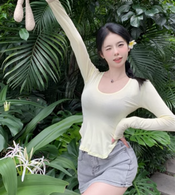 Women's Long Sleeve T-Shirt (Corn Yellow) (Size: One Size)