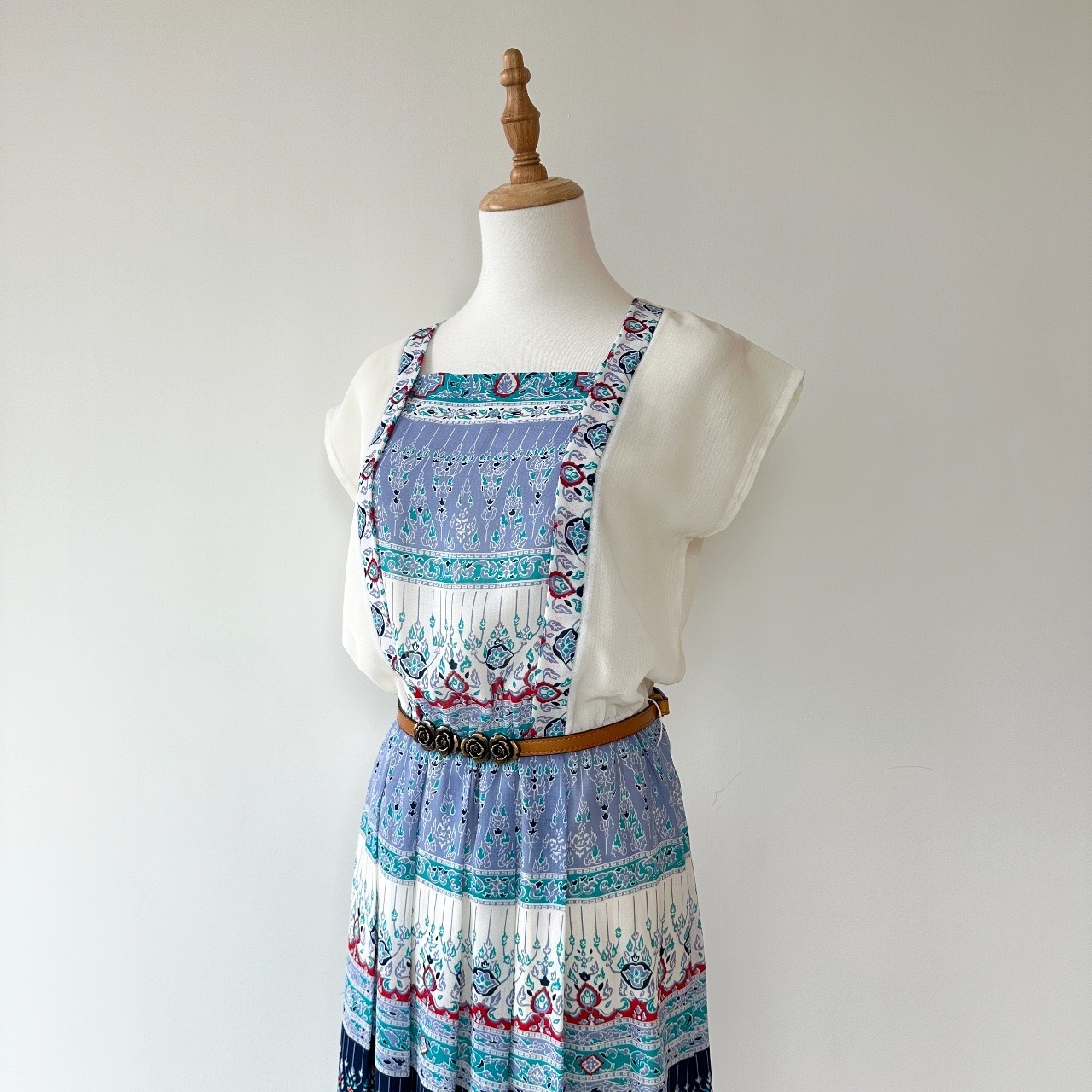 清新脫俗感民族風圖案連身裙