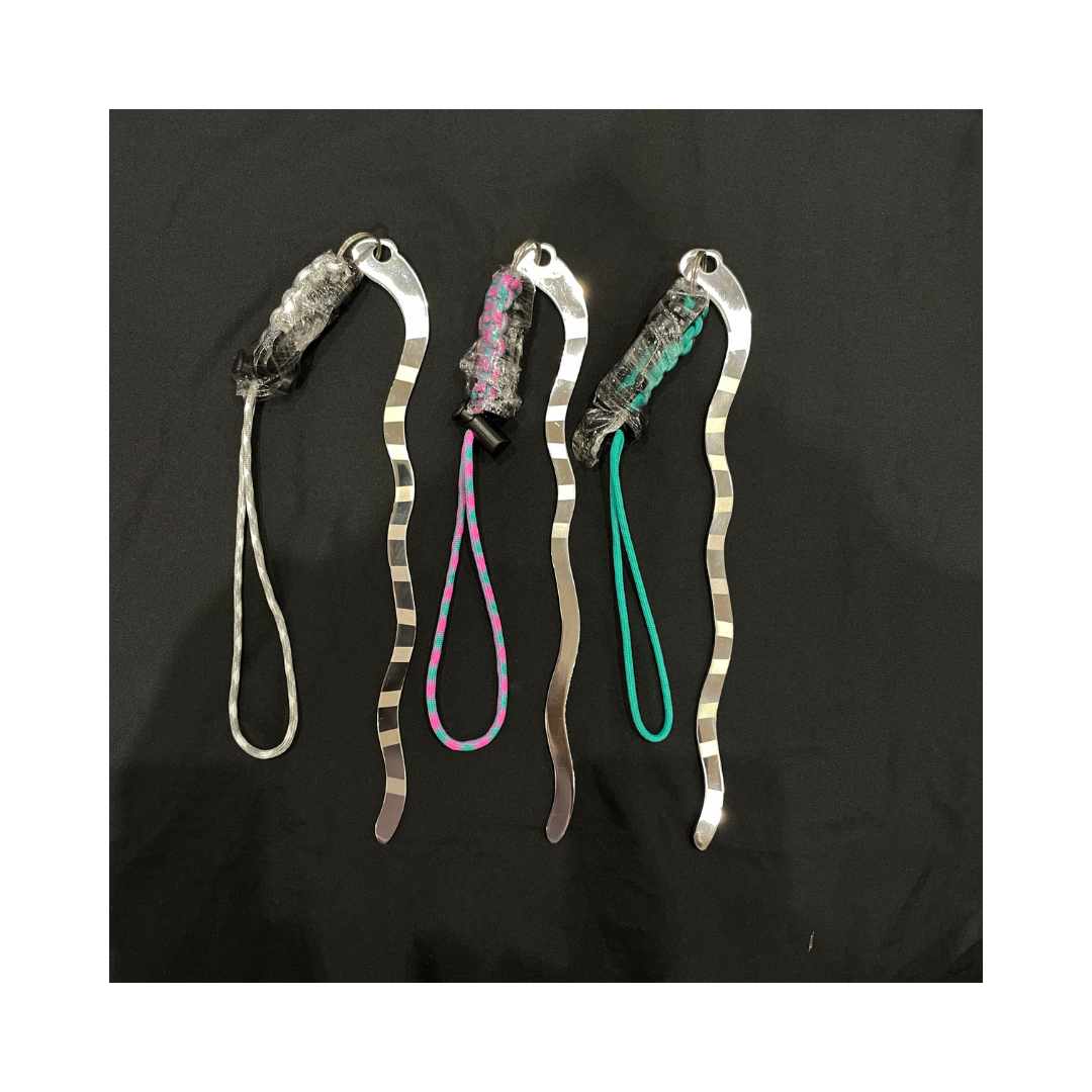 ▲鉄市設計-高質感304不鏽鋼造型探棒-彎彎條紋花園鰻